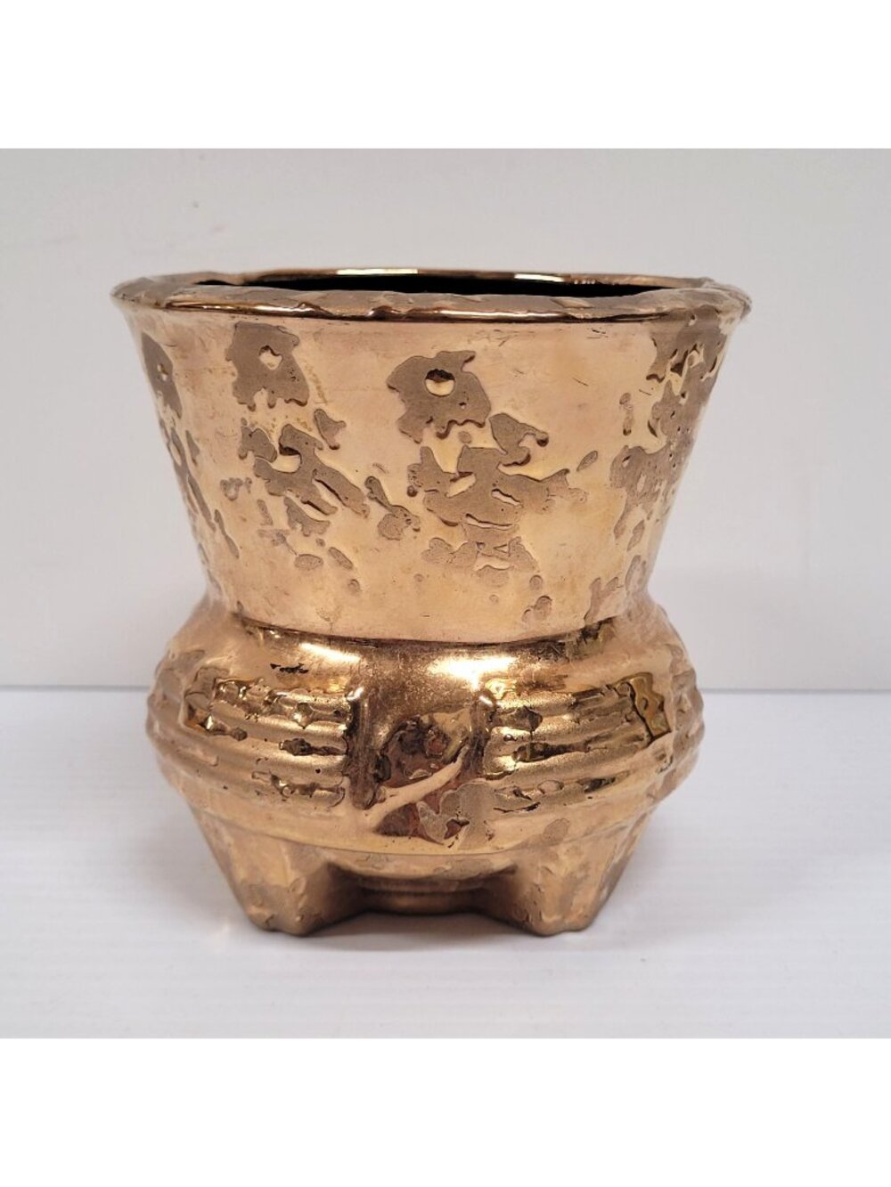 Savoy China Weeping 24kt Gold Hand Decorated Planter Black Interior Footed